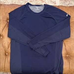 Fabletics - Men's workout Deep Blue Long Sleeve Tee